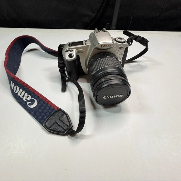Canon Rebel 2000 Film Camera with 28-80mm Canon Auto Focus Zoom Lens